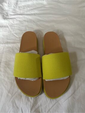Sorel Lime Yellow Slide Sandals